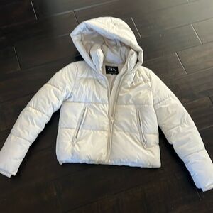 Zara oatmeal color puffer